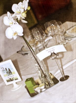 Centros de mesa, arreglos florales y decoración con orquídeas para bodas  glamorosas
