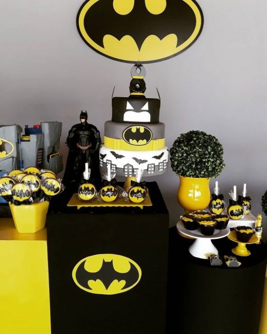  Centros de mesa de Batman para cumpleaños infantiles