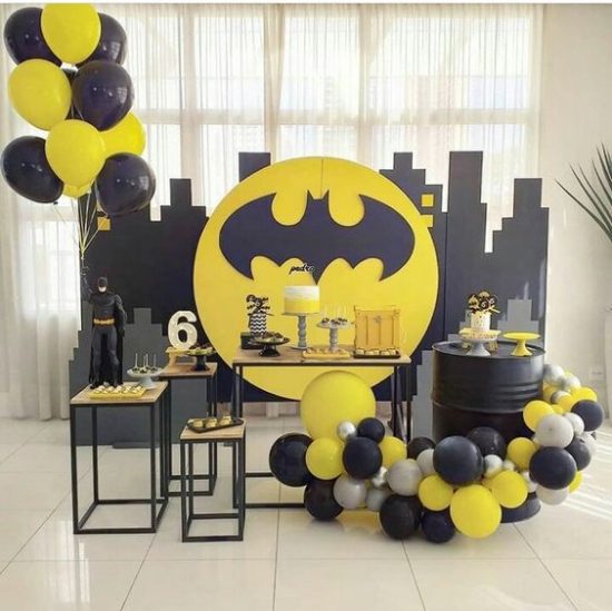 Centros de mesa de Batman para cumpleaños infantiles